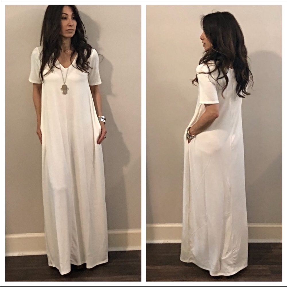 ✨LAST ONES✨Off white side pocket loose fit dress - Picture 3 of 8